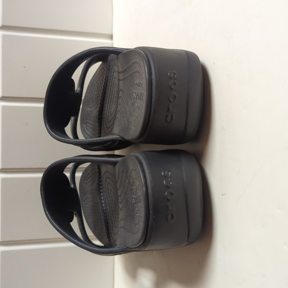 Crocs NWT Dual Comfort Sandal in 8 Wide. - Picture 6 of 6